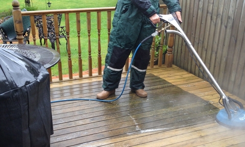 decking-cleaning-service